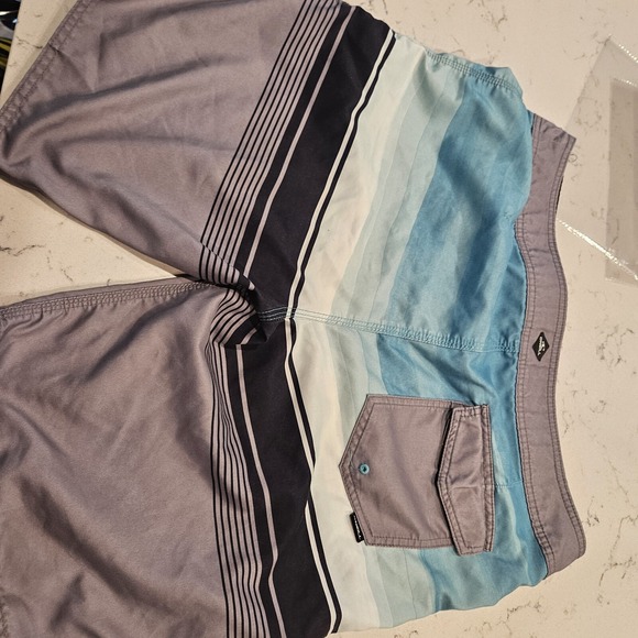 O'Neill Shorts Mens 36‎ Gray Standard Fit Swimwear - Picture 5 of 6